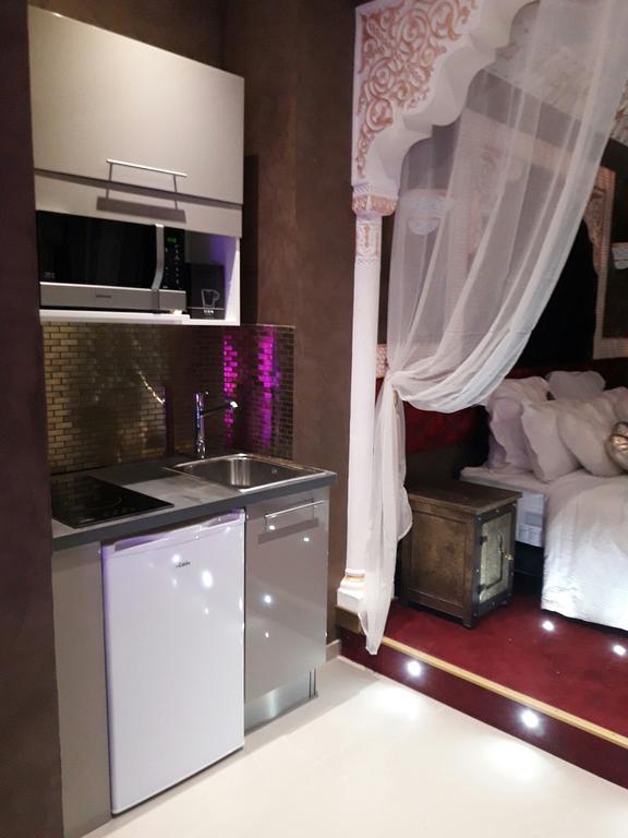 Le Love Spa Lyon Exterior foto