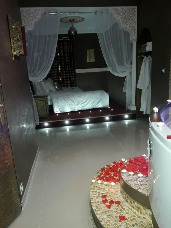 Le Love Spa Lyon Exterior foto